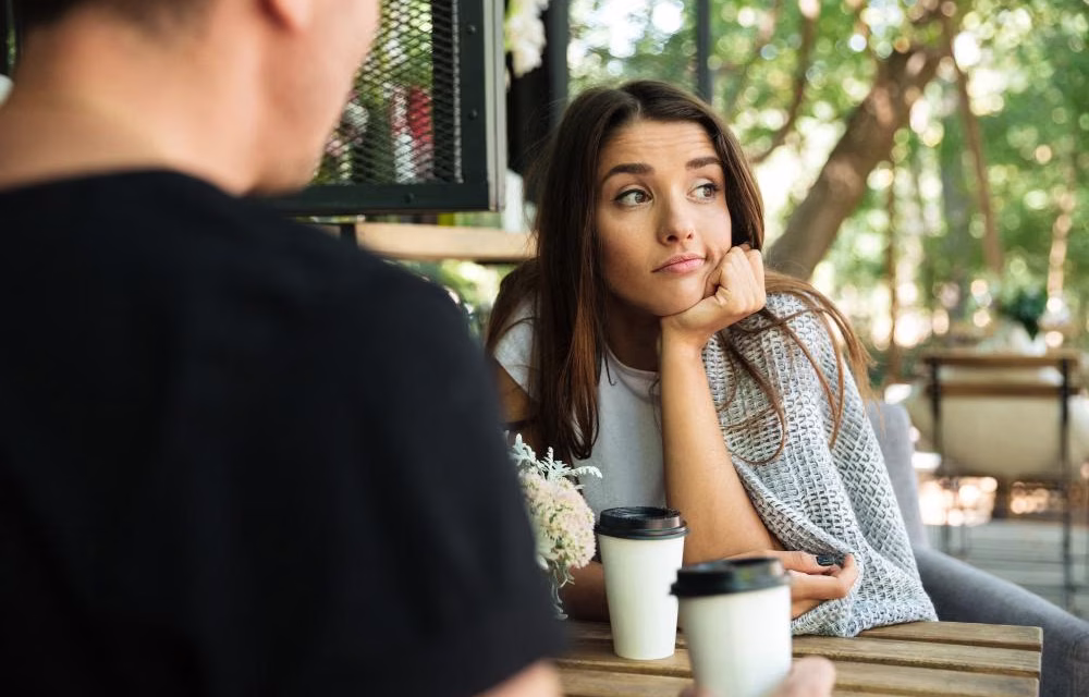 Kebiasaan Diam: Tanda Seseorang Melelahkan Diajak Bergaul?