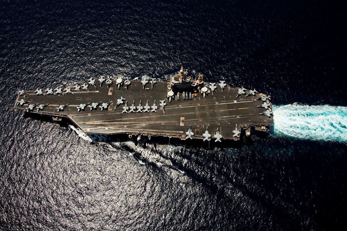 Siaga Dua! USS Abraham Lincoln Sudah 700 Km Di Depan Iran