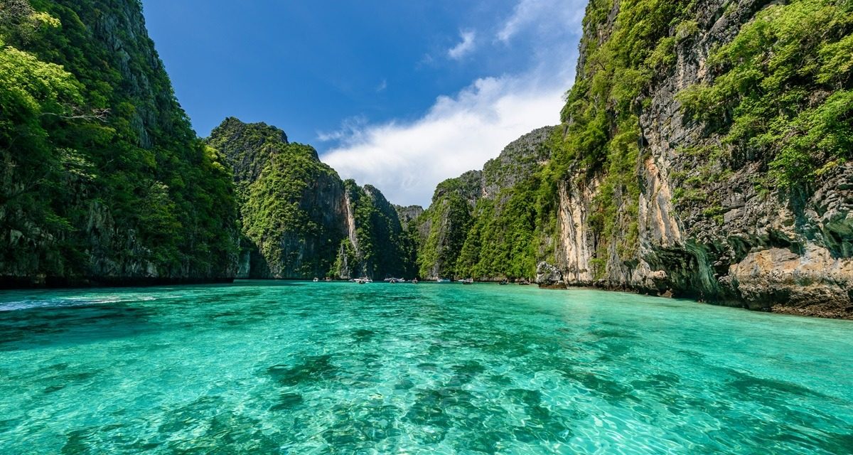 Eksplorasi Phuket: Surga Tropis Untuk Liburan Tak Terlupakan