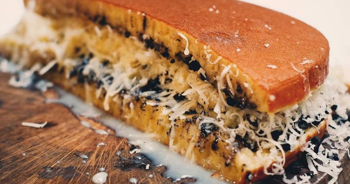 Martabak Bangka: Kuliner Legendaris Dengan Khas Manisnya