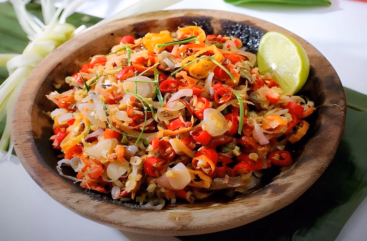 Ayam Sambal Mata: Kelezatan Pedas Yang Bikin Ketagihan