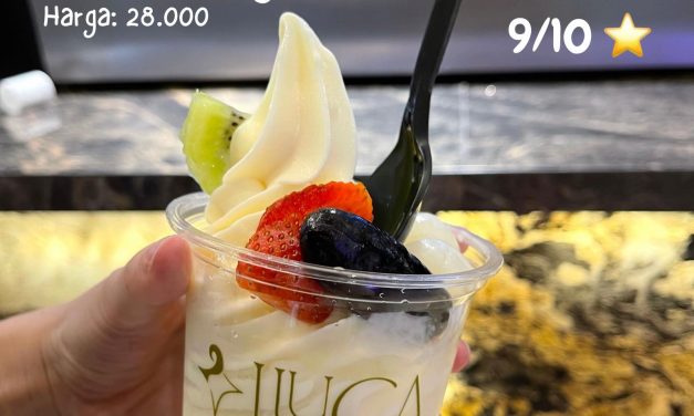 Yogurt Ice Cream Luuca: Pilihan Segar & Sehat Sedang Booming