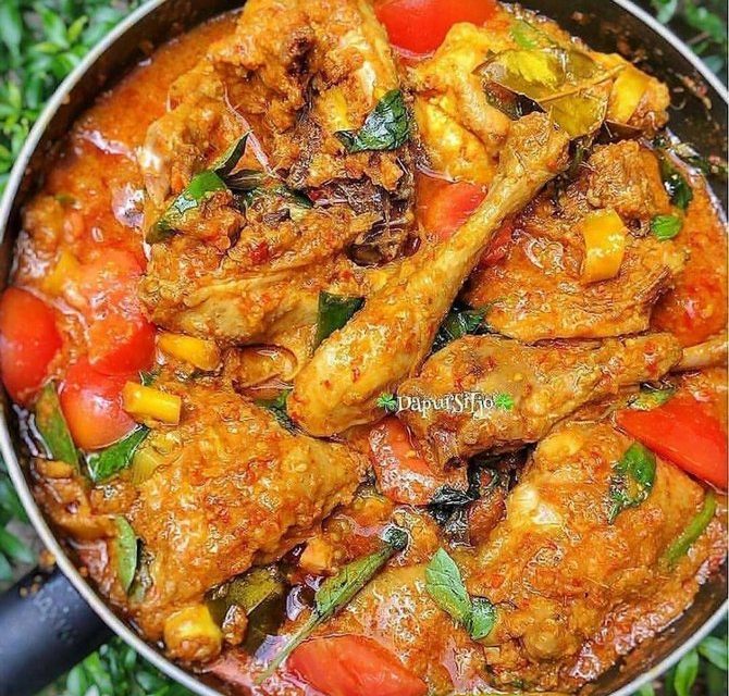 Kuliner Ayam Woku Manado: Lezat, Pedas, Dan Bikin Nagih