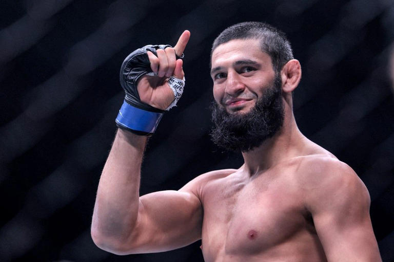 Tak Kunjung Dapat Laga! Khamzat Chimaev Siap Rehat Dari UFC