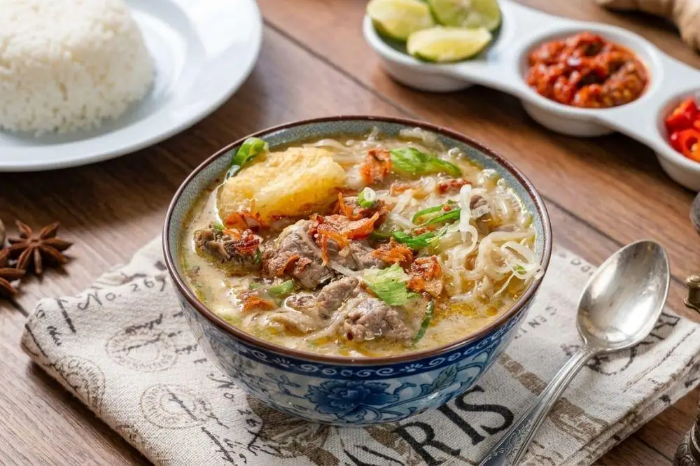 Sop Saudara, Kuliner Khas Makassar Yang Gurih Dan Bikin Nagih
